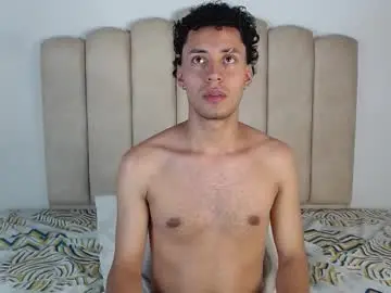 Chaturbate Sex Chat of aroncooper1