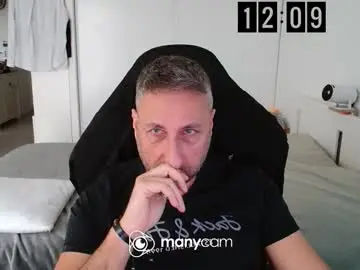 Chaturbate Live Sex Cam of mrdr0o0o