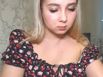 Chaturbate Live Sex Cam of vikiwaitingforyou