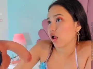 Chaturbate Nude Webcam of emma_clarke_