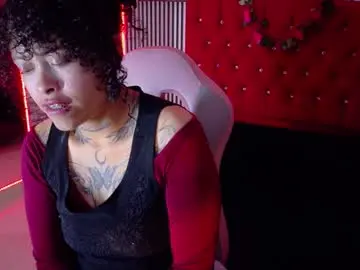 Chaturbate Nude Webcam of miahernadez303av