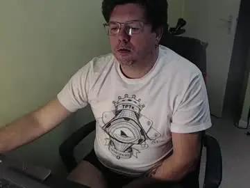 Chaturbate Watch Live Sex Cams of mistercoeur1