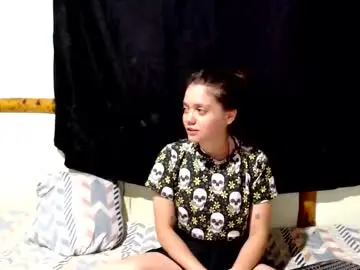 Chaturbate Live Sex of miahells