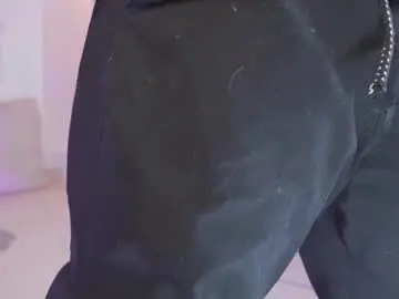 Chaturbate Live Sex of tommy_buttercup