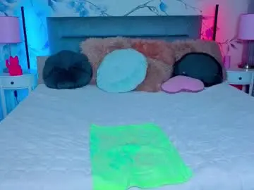 erika_bestbo0bs from chaturbate