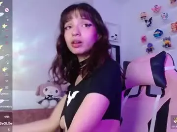 Chaturbate Nude Webcam of evie_cloud