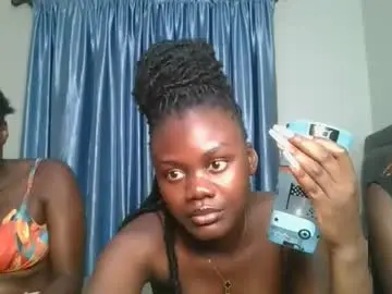 Chaturbate Best live sex cam show of barbie_queen2