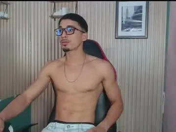 Chaturbate Live Sex of becker2_