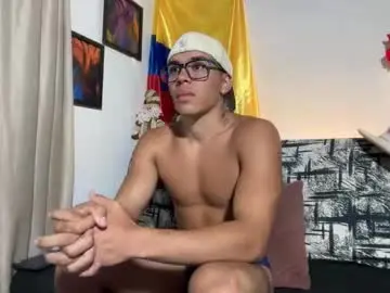 Chaturbate Best live sex cam show of joulianogreco1