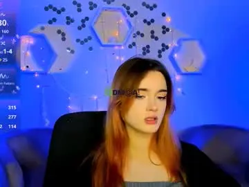 liana_kisses from chaturbate