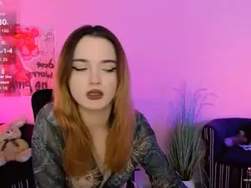 liana_kisses from chaturbate