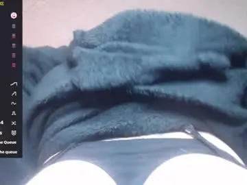 Chaturbate Live Sex Cam of lorenitha_20