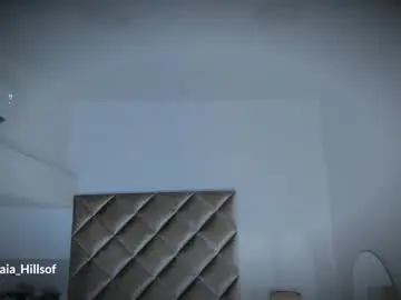 Chaturbate Sex Chat of malaia_hills