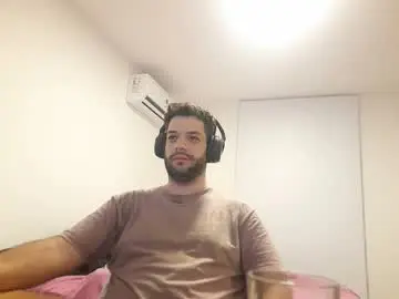 Chaturbate Best live sex cam show of wallace1989