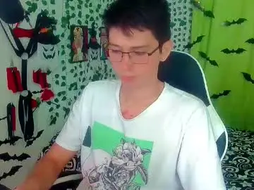 Chaturbate Free Porn Cam of andy_gray01
