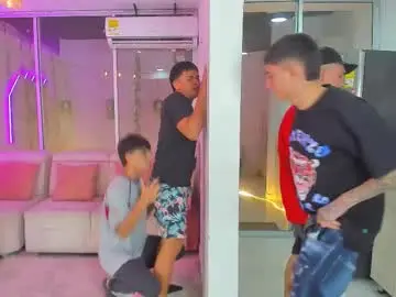 Chaturbate Private Sex Chat of houseofwarrios