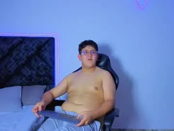 Chaturbate Adult Webcams of ryan_doretti