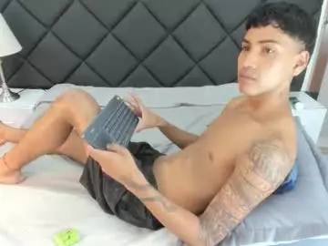 Chaturbate Nude Webcam of denis_carpenter