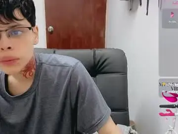 Chaturbate Live Porn of melissa_and_dany