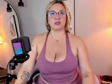 Chaturbate Best live sex cam show of hollie_joliie