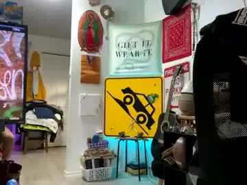 Chaturbate Live Sex Cam of jcarmona12