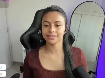 Chaturbate Sex Cam of roseparis