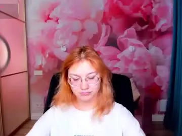 angelinalow from chaturbate