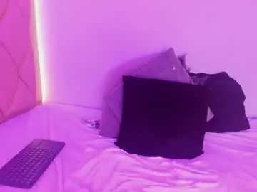 Chaturbate Nude Webcam of antonellaqueeen