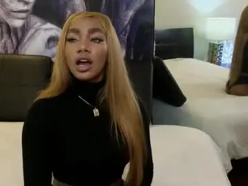 Chaturbate Live Sex Cam of emely_brandon_