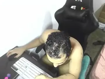 Chaturbate Sex Chat of long_dick_boy_