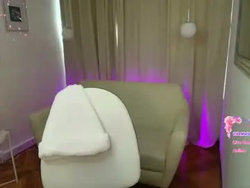 Chaturbate Live Porn of rousee_v