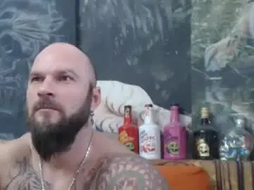 Chaturbate Live Sex Cam of viking_me