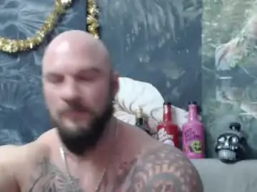 Chaturbate Live Sex Cam of viking_me