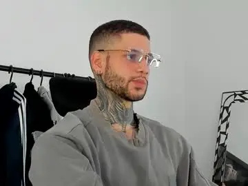 Chaturbate Adult Webcams of _jamesleandros