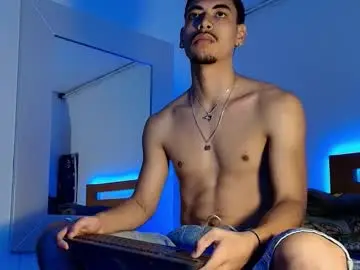 Chaturbate Nude Webcam of d_usma00