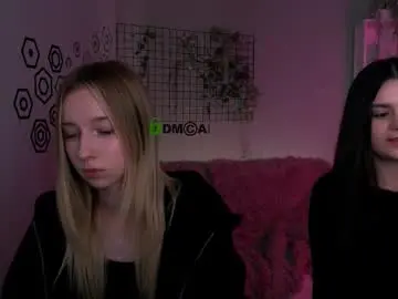 Chaturbate Live Sex Cam of gloria_queen1