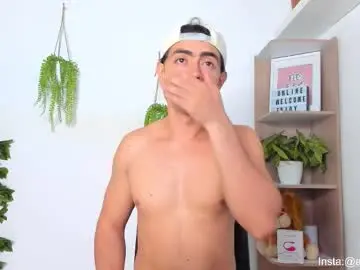 Chaturbate Live Sex of heliosboy_