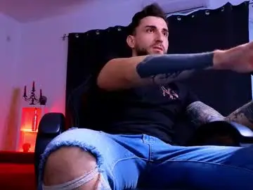 Chaturbate Private Sex Chat of mightyaaron