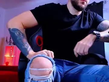 Chaturbate Sex Chat of mightyaaron