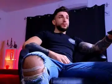 Chaturbate Free Porn Cam of mightyaaron
