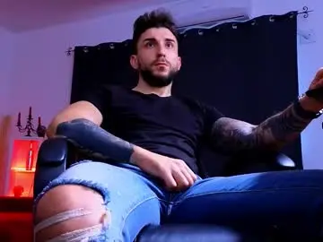 Chaturbate Free Porn Cam of mightyaaron