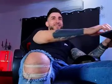 Chaturbate Live Porn of mightyaaron