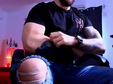 Chaturbate Best live sex cam show of mightyaaron