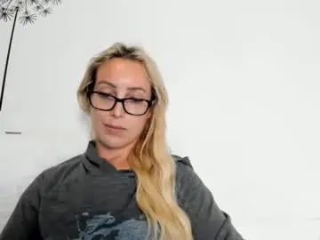 Chaturbate Adult Video Chat of missy_matrix