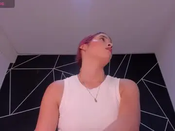 sarenlux from chaturbate