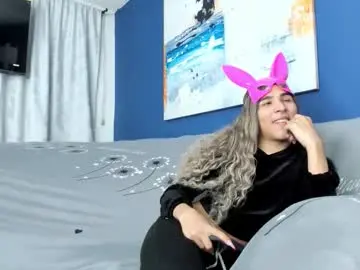 crisevanz18 from chaturbate