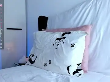 Chaturbate Adult Video Chat of ellamilano