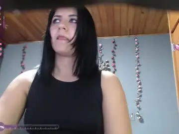 Chaturbate Adult Webcam of hilari18