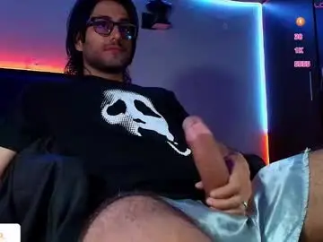 Chaturbate Live Sex Cam of kuzzcoo
