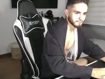 Chaturbate Nude Webcam of massimo_jiovano